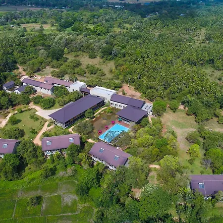 Tropical Life Resort And Spa-2