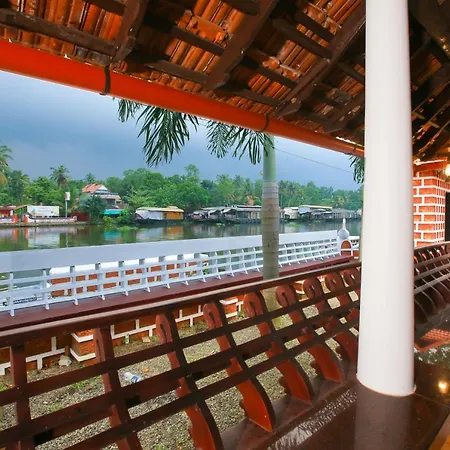Palmy Lake Resort-3