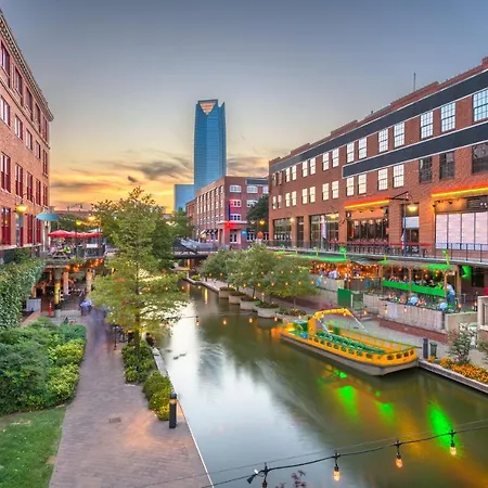 Bricktown Hotel & Extended Stay-2