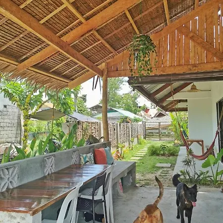Yas Villas Homestay-2