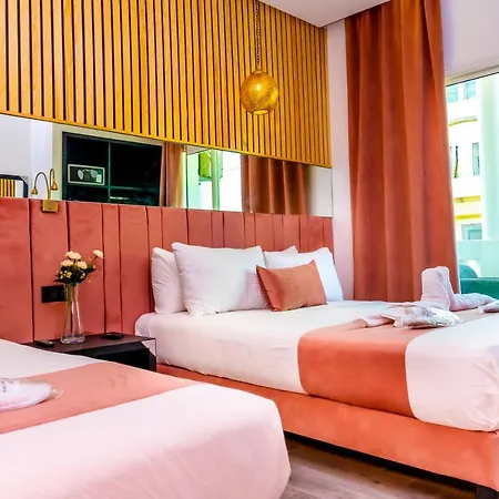 Hotel Les Ambassadeurs-3