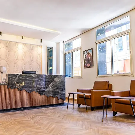 Hotel Les Ambassadeurs-3