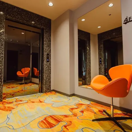 Graphic Hotel Batumi-2