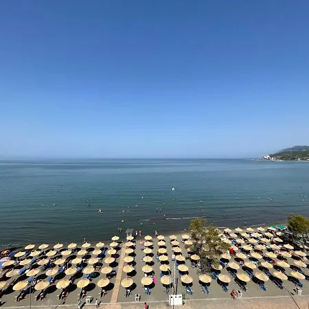 Delfin Resort Kune-2