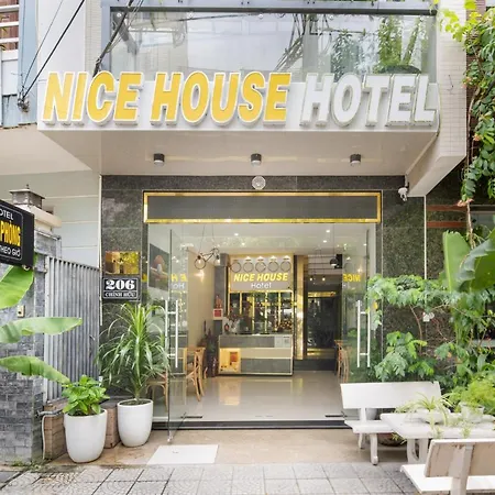 Nice House Hotel - Near My Khe Beach-2