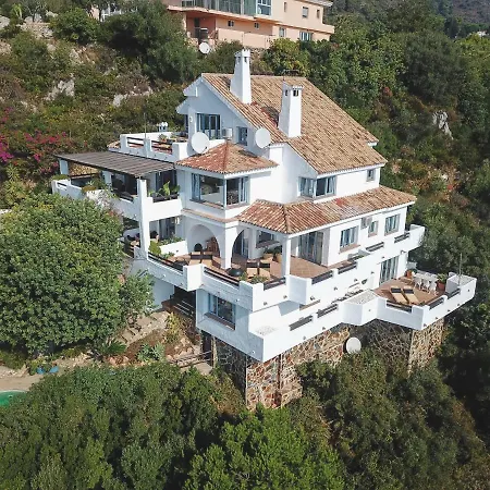 B&B Muse Marbella-3