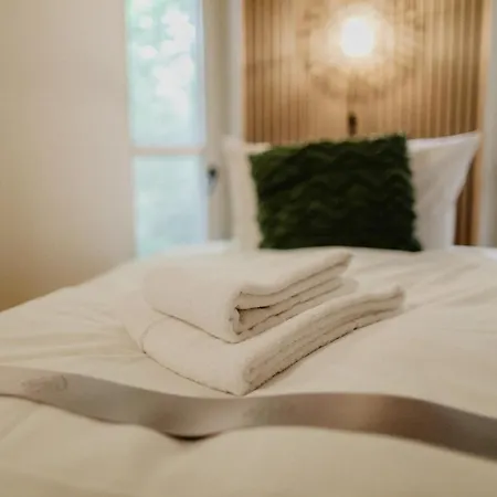 Peak Hotel & Event-2