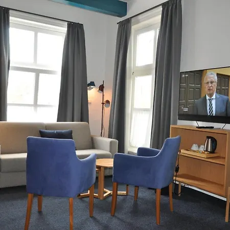 Hohes Haus-3