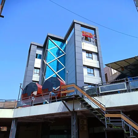 Hotel Airport Inn One-3