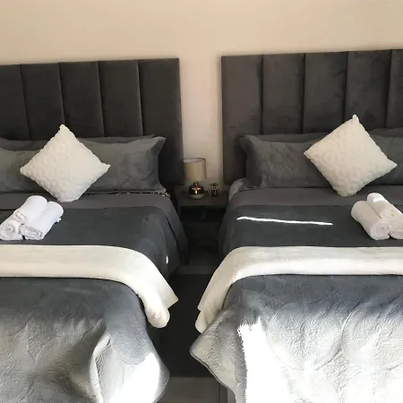 Pomona Lodge-3