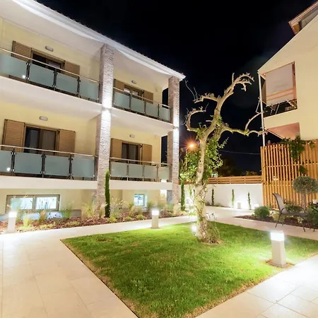 Melydron Apartments-3