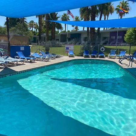 Ccbc Resort Hotel - A Gay Men'S Resort-2