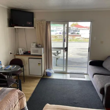 Raymar Motor Inn-3