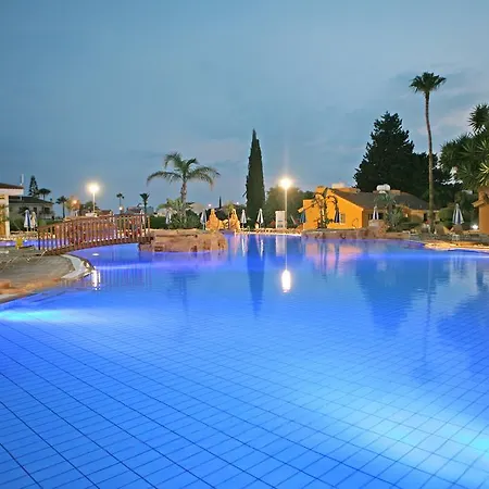 Makronisos Holiday Village-3