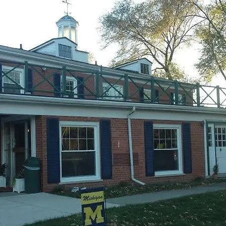 The University Inn Ann Arbor-2