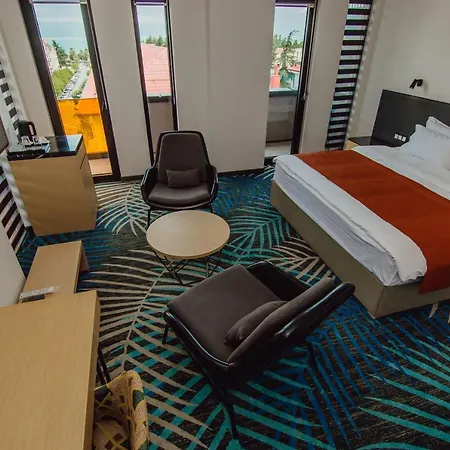 Graphic Hotel Batumi-3