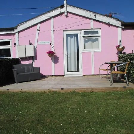 Hillview Bed And Breakfast-2