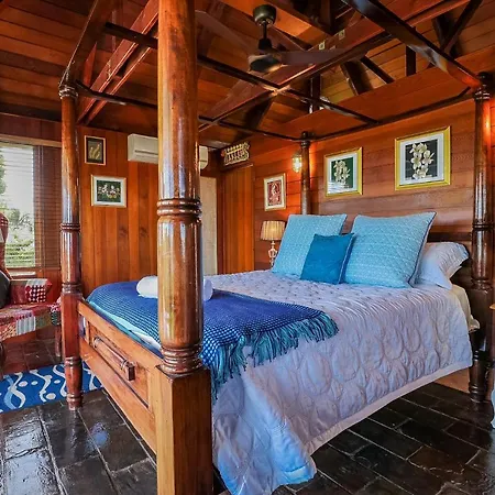 1770 Sovereign Lodge Retreat-2
