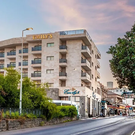 Emily'S Hotel-2