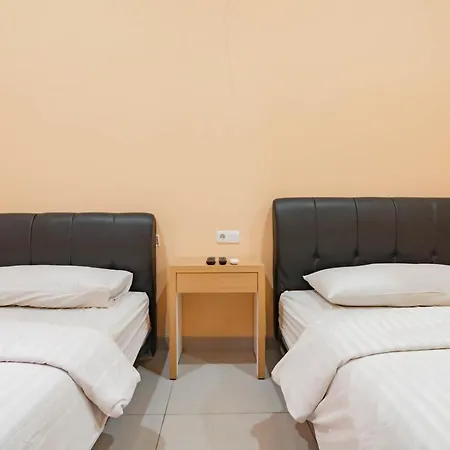 Shofy Guest House Mitra Reddoorz-2