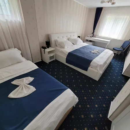 Hotel Green Palace-2