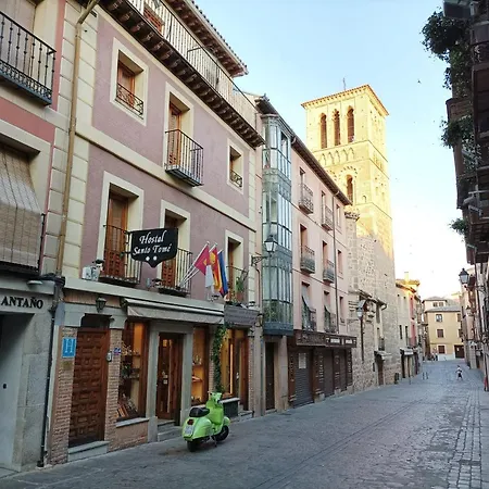 Hostal Santo Tome-2