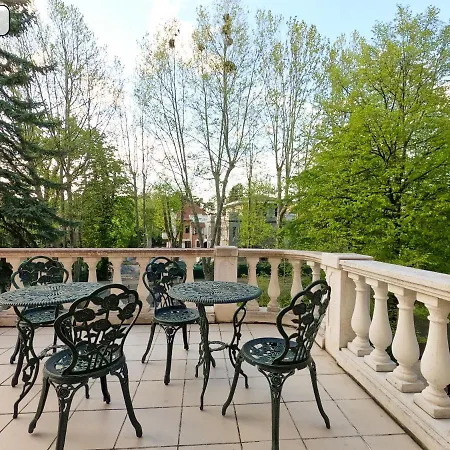 Gosztonyi Villa-3