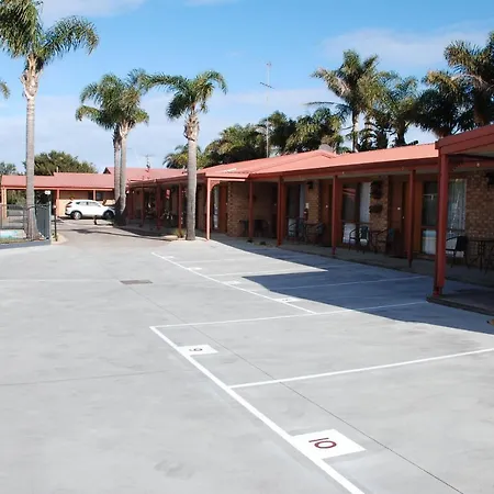 Cunningham Shore Motel-2