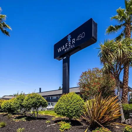 Wafer 450 Hotel-3