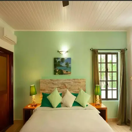 La Digue Self-Catering Apartments-2