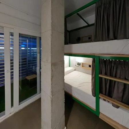Konk Hostel-2