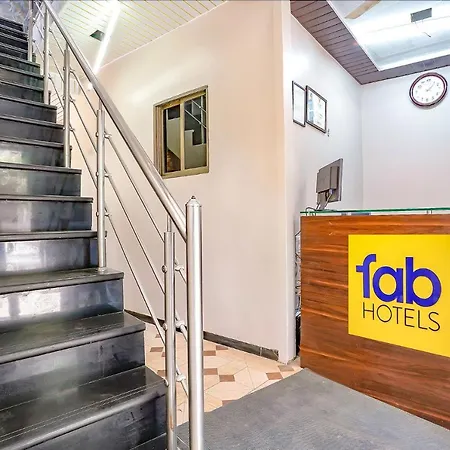 Fabhotel Comfort Stay-2