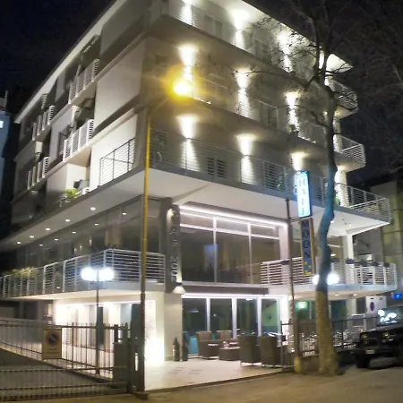 Hotel Half Moon Airport Restaurant-3
