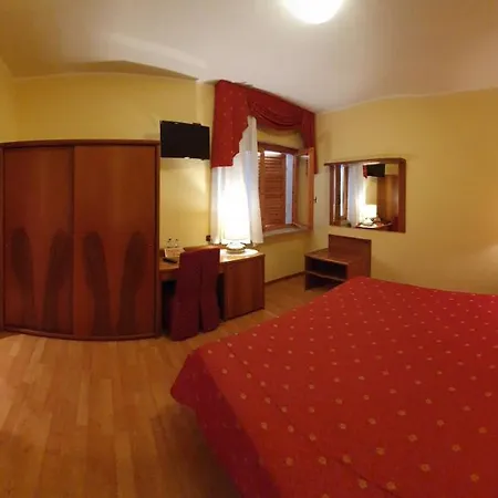 Hotel Diana-3