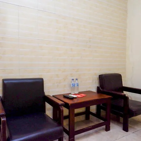RedDoorz At Hotel Sartika Yogyakarta-2