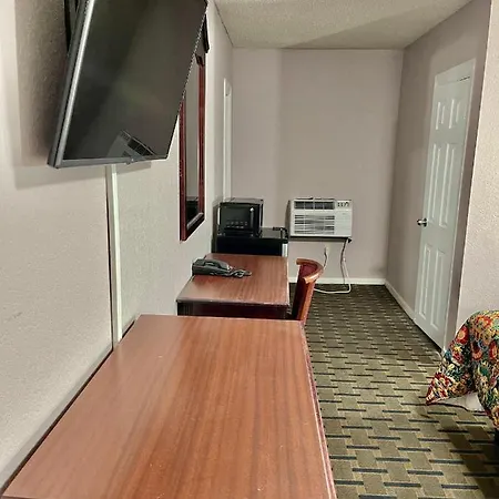 Bradbury Inn-2