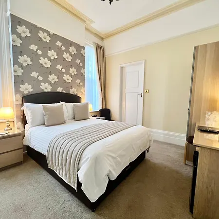 Birkdale Guest House-3