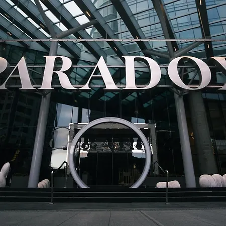 Paradox Vancouver-2