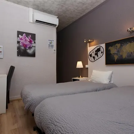 Logis Hotel Le Bocage-2