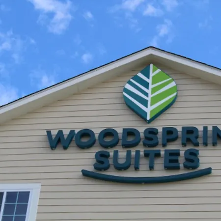Woodspring Suites Houston Baytown-3
