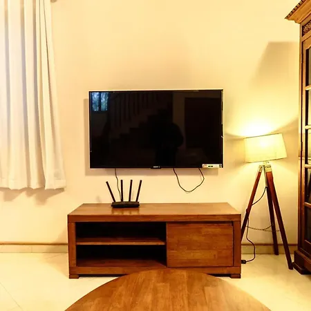 Deja Vu By Le Pension Stays-3
