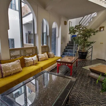 Riad Les Jardins Des Lilas-3