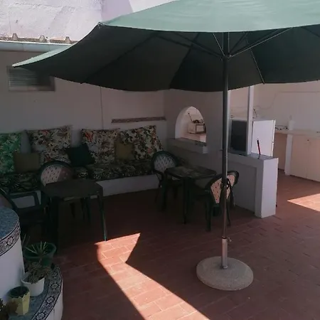 Iguana Guesthouse-2