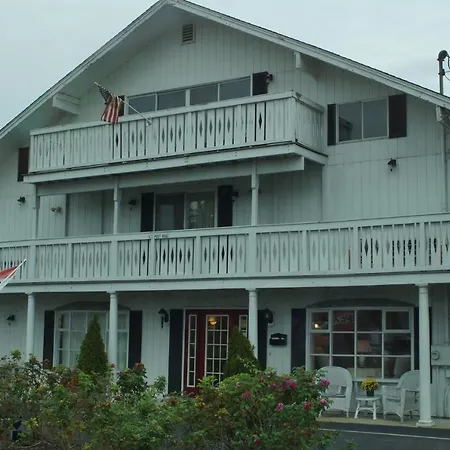 The Beach Rose Inn-2
