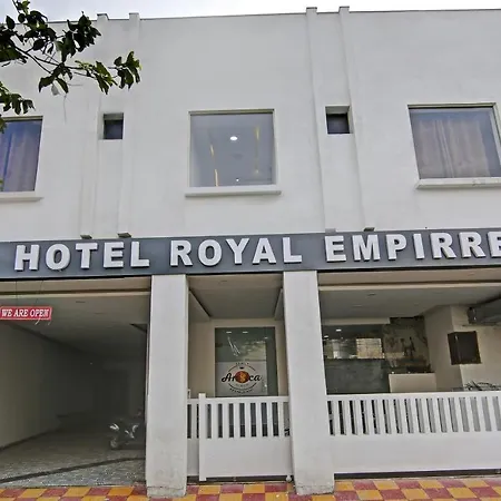 Treebo Royal Empire Adarsh Nagar, Chandigarh-2
