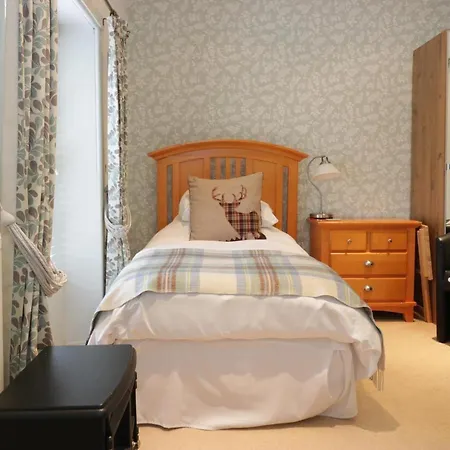 Allerton House-3