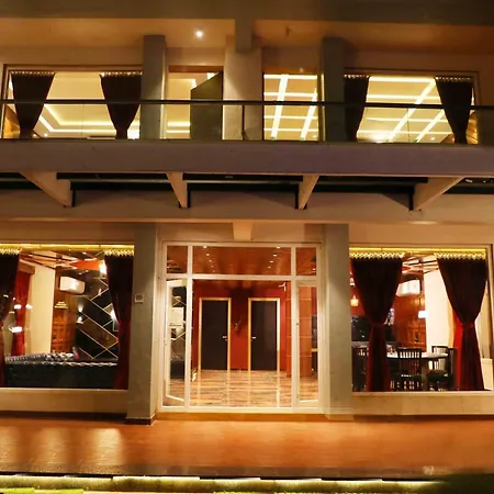 Vegas Villa Luxurious 6Bhk With Private Pool By Shiloh Stay-3