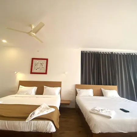 Hotel Bluestone-3