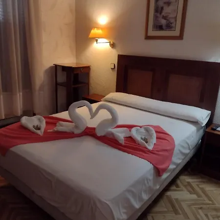 Hostal Sardinero-2