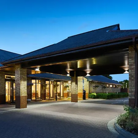 Delta Hotels By Marriott Cheshunt-3